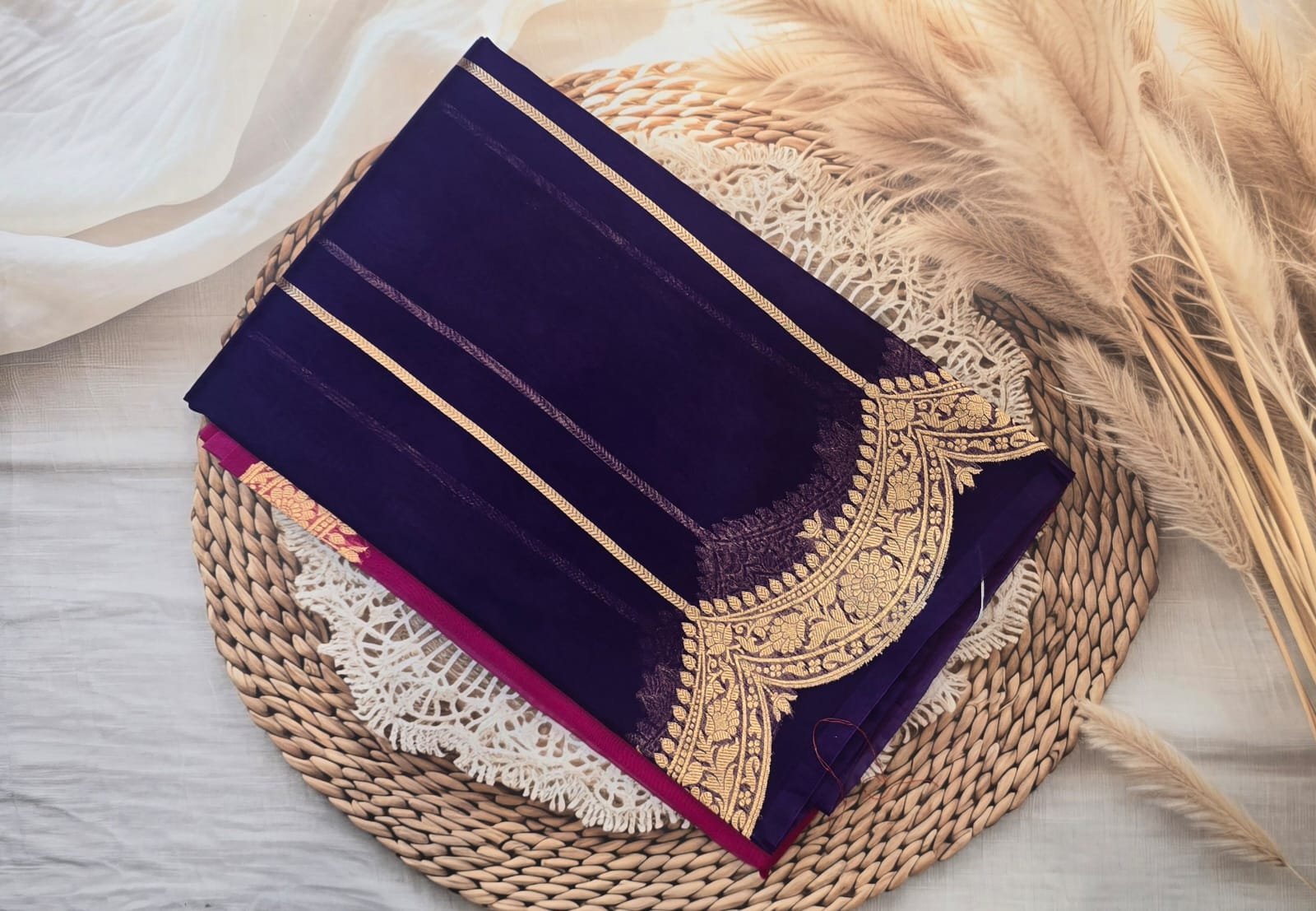 Pure Handloom Kadua Kora Silk